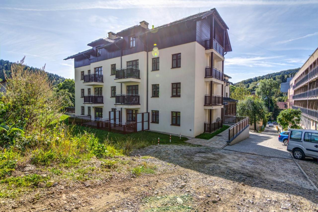 Gold Apartments Your Holiday Home Rodzinny 3 Krynica-Zdrój Esterno foto